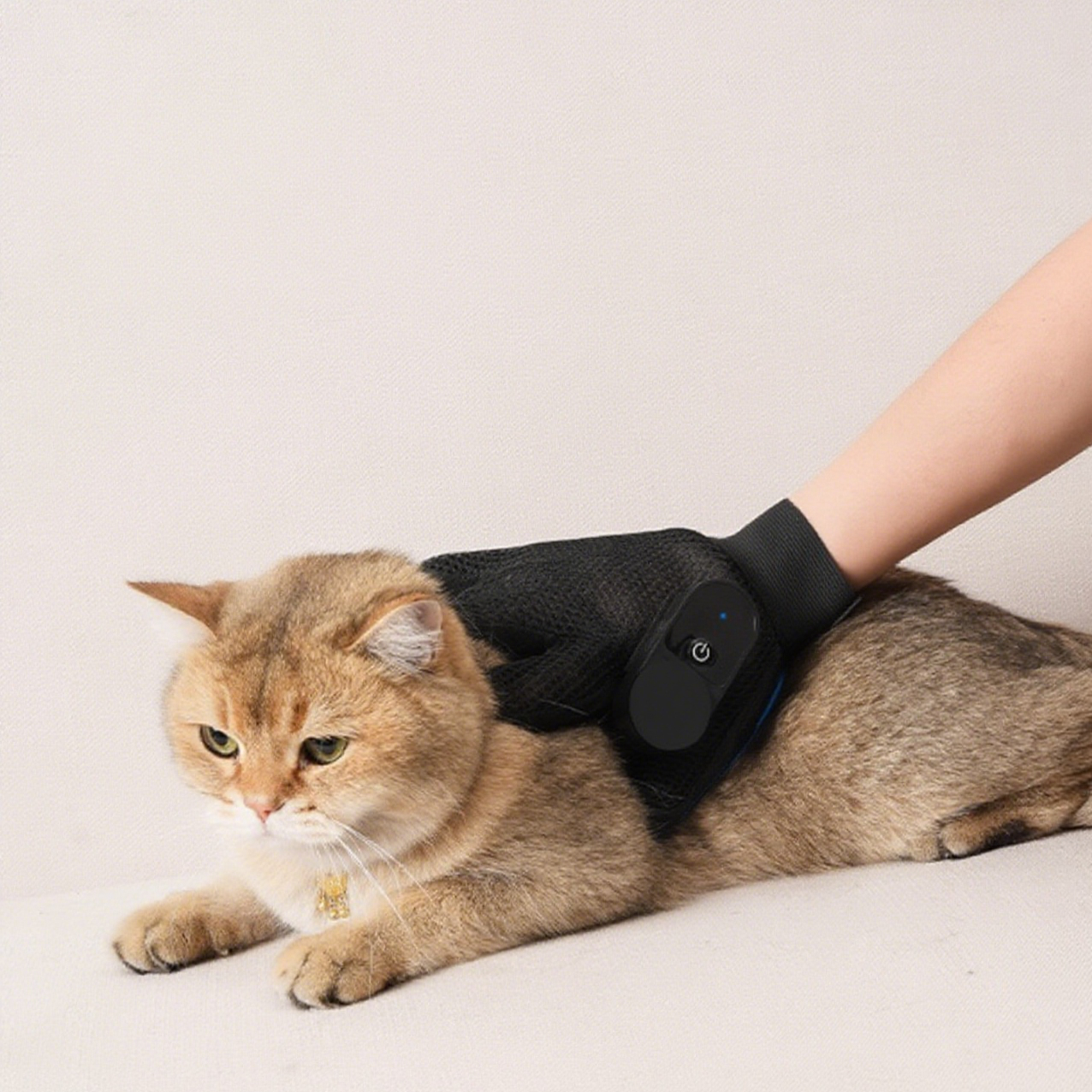 PuppyLuv Pet Grooming Spray Glove Hair Removal Massage Milou Lumi Dog Cat